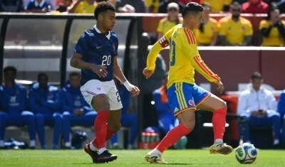 James Rodríguez durante el partido de Colombia contra Francia. 