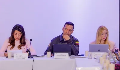 Pedro Sánchez, ministro de Defensa. 