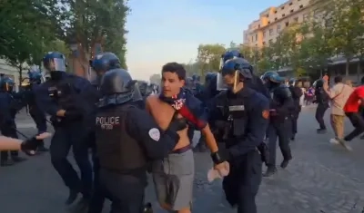 Arrestado por la policía francesa.