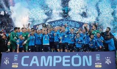 La celebración de los jugadores de Belgrano.