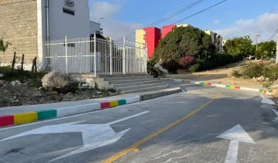 Alcaldía de Barranquilla entrega obras viales en el barrio Campo alegre.