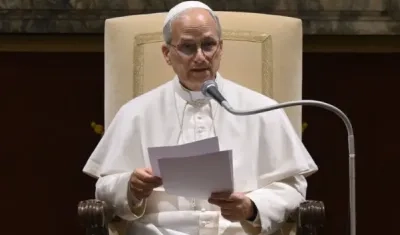 El Papa León XIV advierte sobre riesgos en la "dignidad humana" por uso de la Inteligencia Artificial.