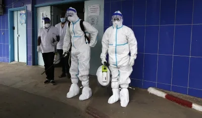 Controles sanitarios en Costa de Marfil, uno de los países africanos afecados por el ébola.