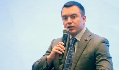 Daniel Noboa, presidente de Ecuador, se reunió con congresista de EE.UU. para abordar temas de seguridad. 