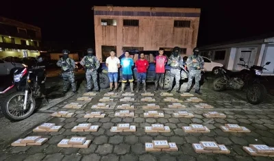 Droga incautada y capturados. 