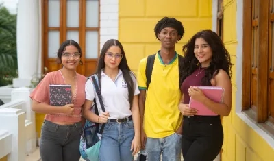 Estudiantes de la IUB.