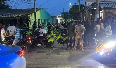 La Policía acordonó el área de los hechos. 
