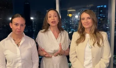 María Claudia Tarazona, María Corina Machado y Paloma Valencia.