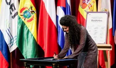 La ministra de las Culturas, las Artes y los Saberes, Yannai Kadamani Fonrodona.