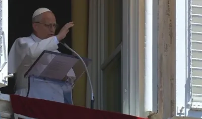 Papa León XLV en la solemnidad de la Santísima Trinidad. 