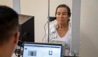 Servicio de registro para obtener la cédula en la Registraduría. 