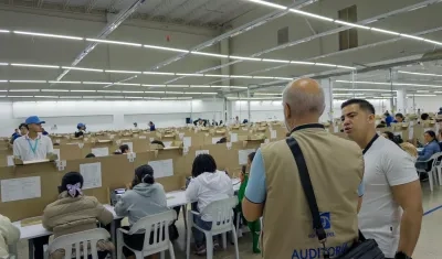 Registraduría adelanta simulacro nacional de preconteo de cara a las elecciones presidenciales 2026.