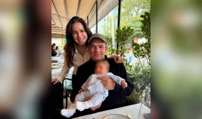 Clemencia junto a su padre Germán Vargas Lleras. 