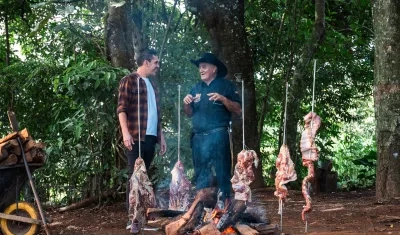 La carne a la llanera es uno de los platos que explora el documental. 