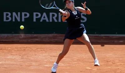 La colombiana María Camila Osorio durante su partido contra la rusa  Anna Kalinskaya.