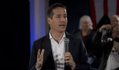 Senador estadounidense Bernie Moreno.