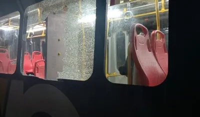 Bus vandalizado