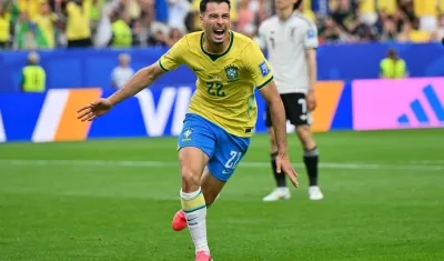 Gabriel Martinelli celebra