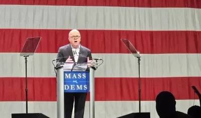 El Representante Jim McGovern