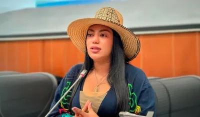 La senadora Martha Peralta. 