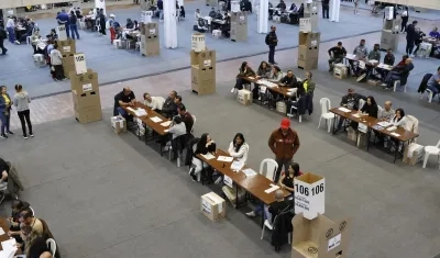 Un puesto de votación en Bogotá