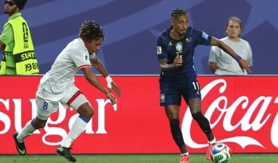 Raphinha durante el partido de Brasil contra Haití.