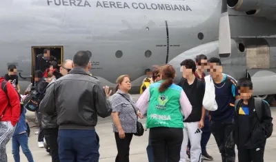 Repatriación de los primeros colombianos en Venezuela. 