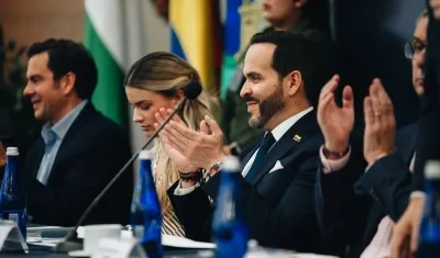 Abelardo De La Espriella en reunión con el alcalde de Medellín, 'Fico' Gutiérrez, y el gobernador de Antioquia, Andrés Julián Rendón.