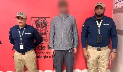 Ciudadano ruso inadmitido.