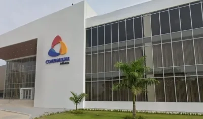 Fachada de una de las sedes de Comfamiliar Atlántico.