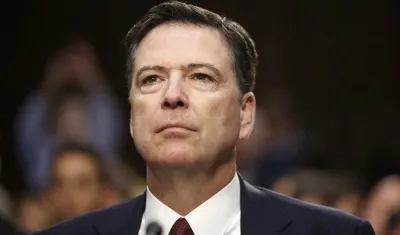 El exdirector del FBI James Comey 