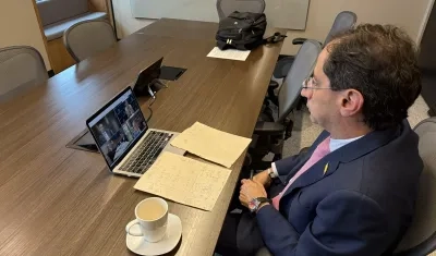 El vicepresidente electo, Juan Manuel Restrepo, en reunión con el Banco Mundial.