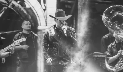 El cantante Yeison Jiménez dejó grabadas diferentes canciones que serán presentadas de manera gradual.