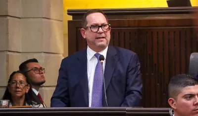 Lidio García, Presidente del Senado. 