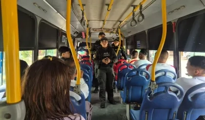 La Fuerza Pública incrementó los patrullajes en la ciudad. 