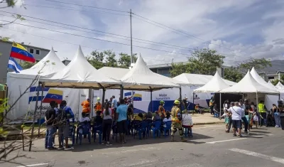 Cientos de profesionales procedentes de diferentes partes del mundo llegaron a Venezuela para brindar asistencia sanitaria.