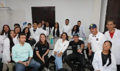 Hay 180 cupos para las dos programas.