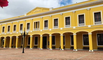 Los conversatorios se realizarán en el edificio de la Aduana.