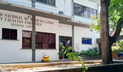 El cuerpo de la mujer fue trasladado a Medicina Legal. 