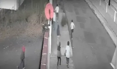 Menores que escaparon de la Casa Hogar en Ecuador.