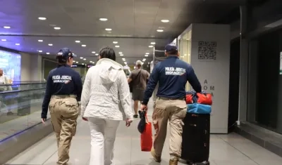 Migración Colombia ha liderado estos rescates tanto en el país como en el exterior. 