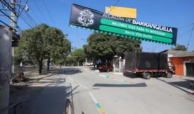 Una de las vías pavimentadas en el barrio Villa Sevilla.