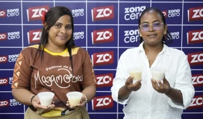 La coordinadora de Cultura de Repelón, Lizeth Carrillo, y la matrona Ingrid Espinoza. 