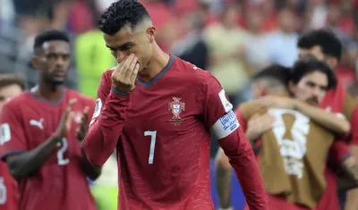 Cristiano Ronaldo, cabizbajo tras la eliminación de Portugal a manos de España. 