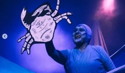 Obra de teatro y títeres 'Azul profundo'.