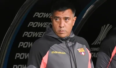 César Farías, técnico venezolano del Barcelona de Guayaquil. 
