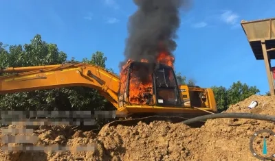 Maquinaria destruida en la mina ilegal. 