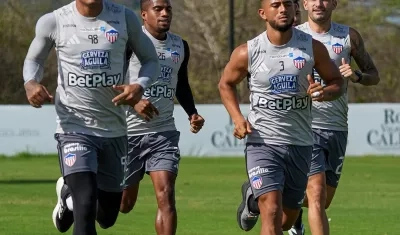 Jermein Peña, Edwin Herrera, Yeison Suárez y Guillermo Celis, jugadores del Junior.