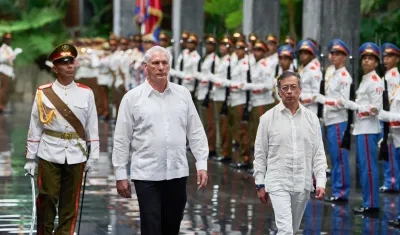 El Presidente de Cuba Miguel Díaz-Canel, con su homólogo de Colombia Gustavo Petro.