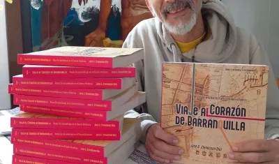 Escritor José Stevenson. 